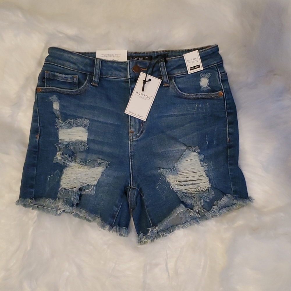 Judy Blue denim shorts